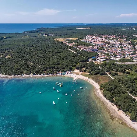 Διαμέρισμα 1 Bedroom Cozy In Barbariga