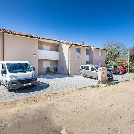 Apartment 1 Bedroom Cozy In Barbariga